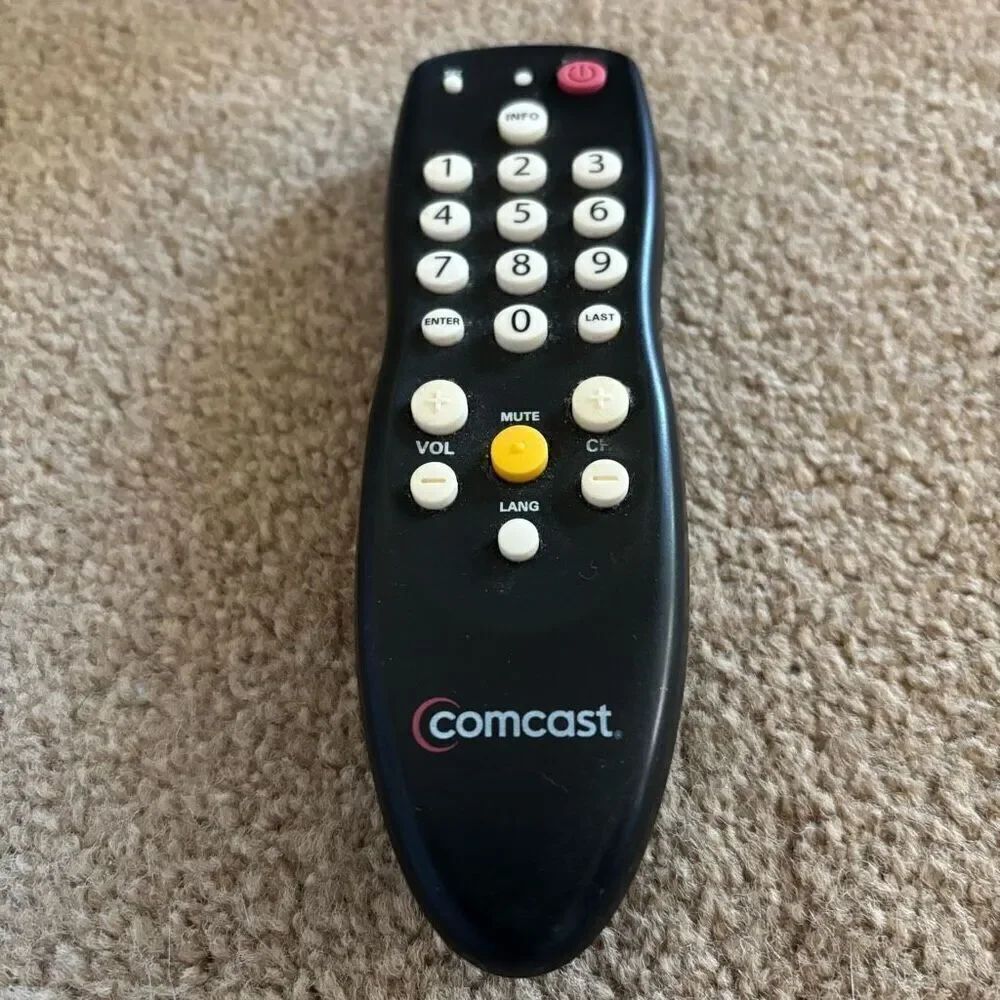 Comcast Remote Control *Works* - Picture 2 of 3